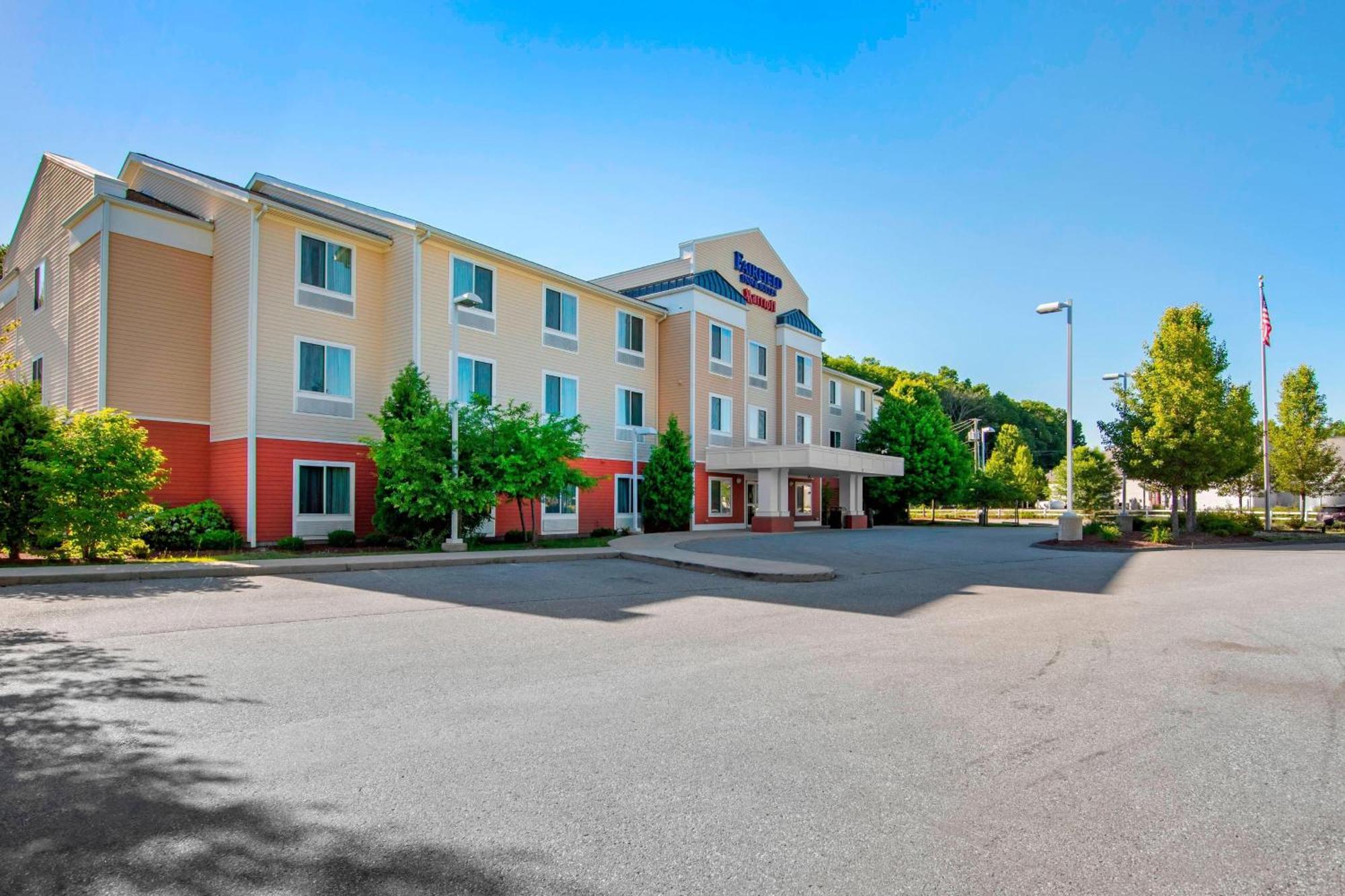 Fairfield Inn & Suites Hooksett Manchester Bagian luar foto