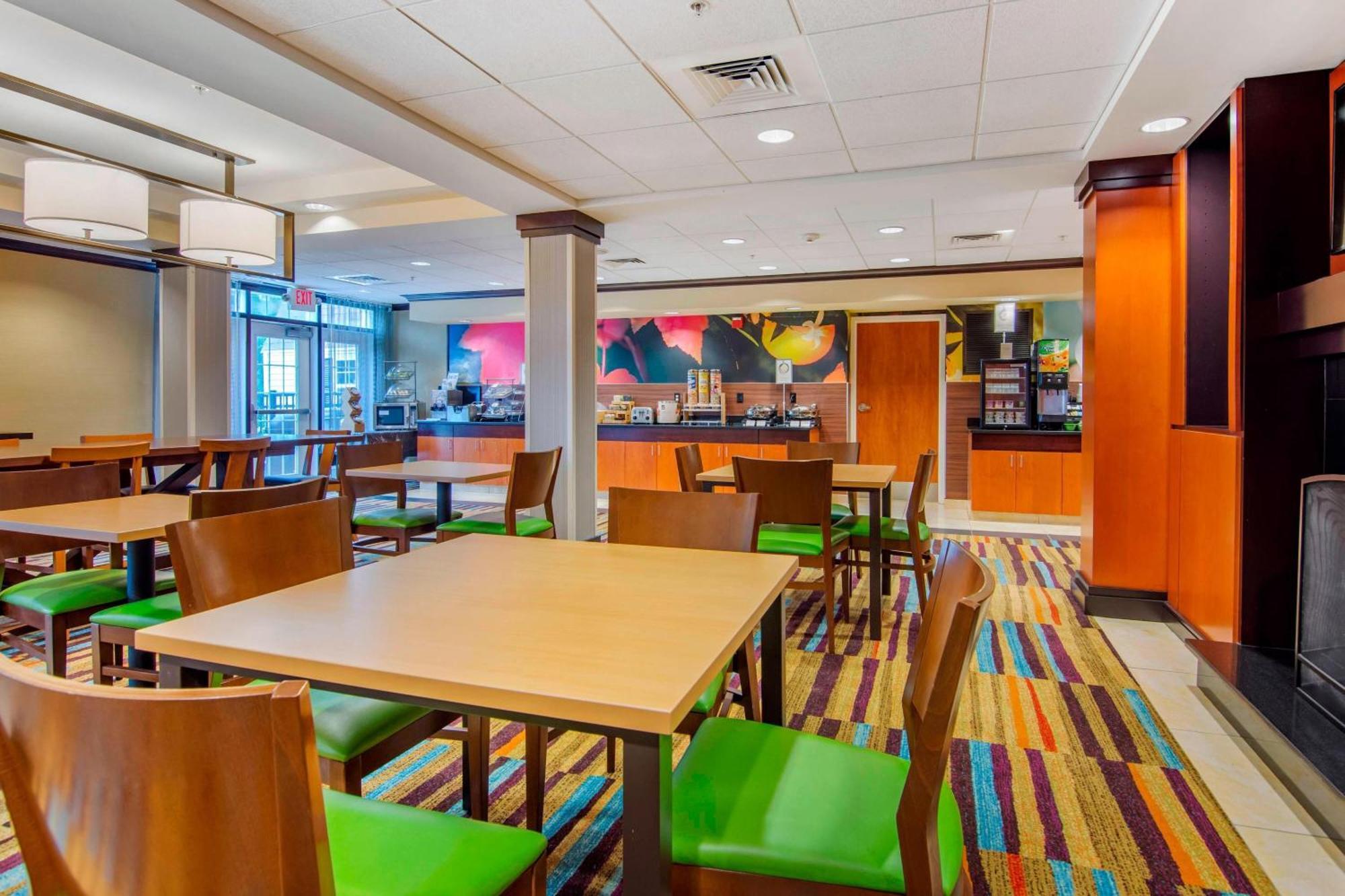 Fairfield Inn & Suites Hooksett Manchester Bagian luar foto