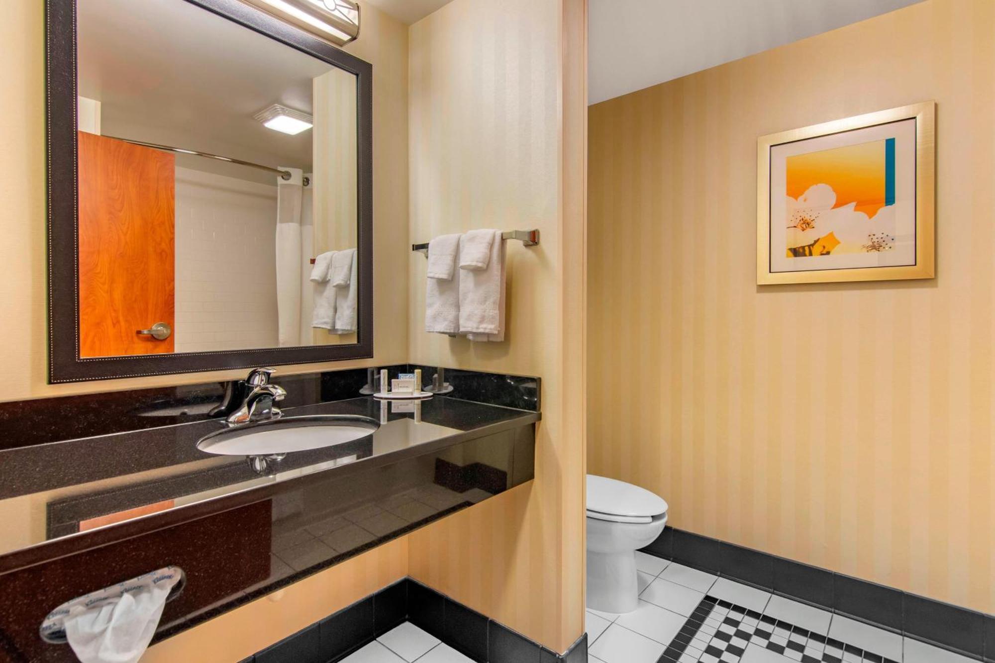 Fairfield Inn & Suites Hooksett Manchester Bagian luar foto